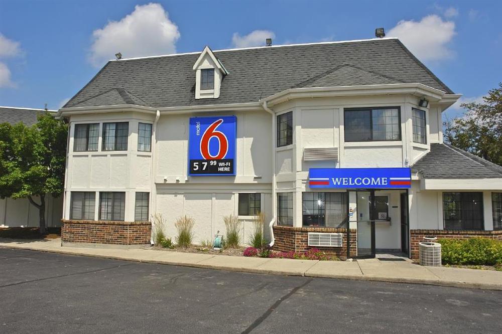 Motel 6 Milwaukee West - Brookfield Commodités photo
